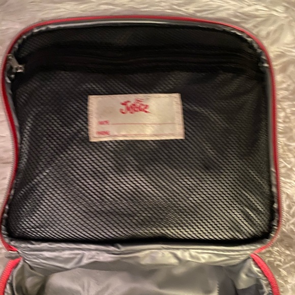 Justice letter C lunch box paint splatter new - Picture 5 of 6